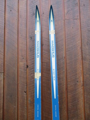 アンティーク木製スキー Vintage Skis - Primitive Wooden Skis - VintageWinter
