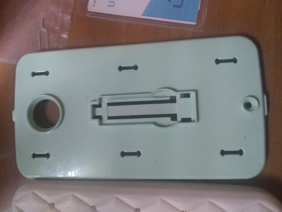 Funda protectora de plástico brillante para teléfono Google Nexus 6 Foto 4 de 4