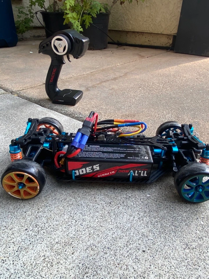 rc cars electric 1/10 brushless used - Image 2 of 4