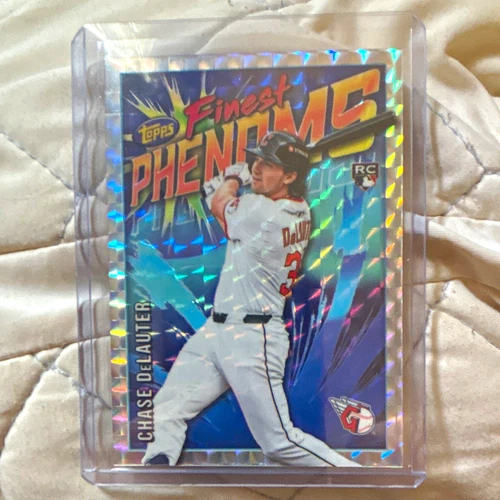2026 Topps Finest Chase DeLauter Base (RAW)