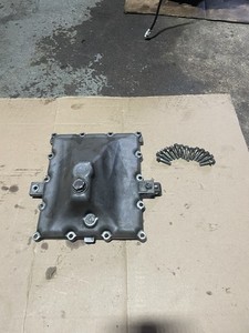 2000 2003 Suzuki GSXR 600 750 1000 Oil Pan Sump Engine Belly Cover Lower