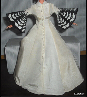 DRESS BARBIE DOLL SCARLETT O HARA GONE WITH THE WIND FASHION GOWN ACCESSORY