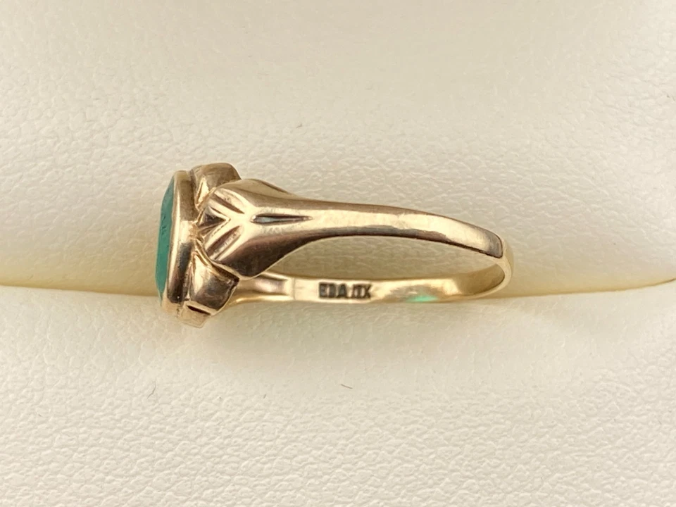 BDA 10k Yellow Gold Budlong Docherty & Armstrong Green Glass Signet Ring Sz 4.25 - Image 4 of 4