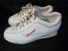Brunswick Bowling Shoes Capri II Non-Marking Ivory Mauve Trim Women's Size 6