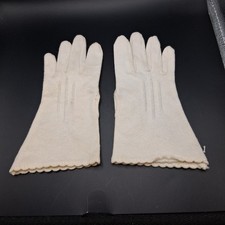 Vintage Nolan White Cotton Dress Gloves Child Toddler Size Scalloped Cuff USA