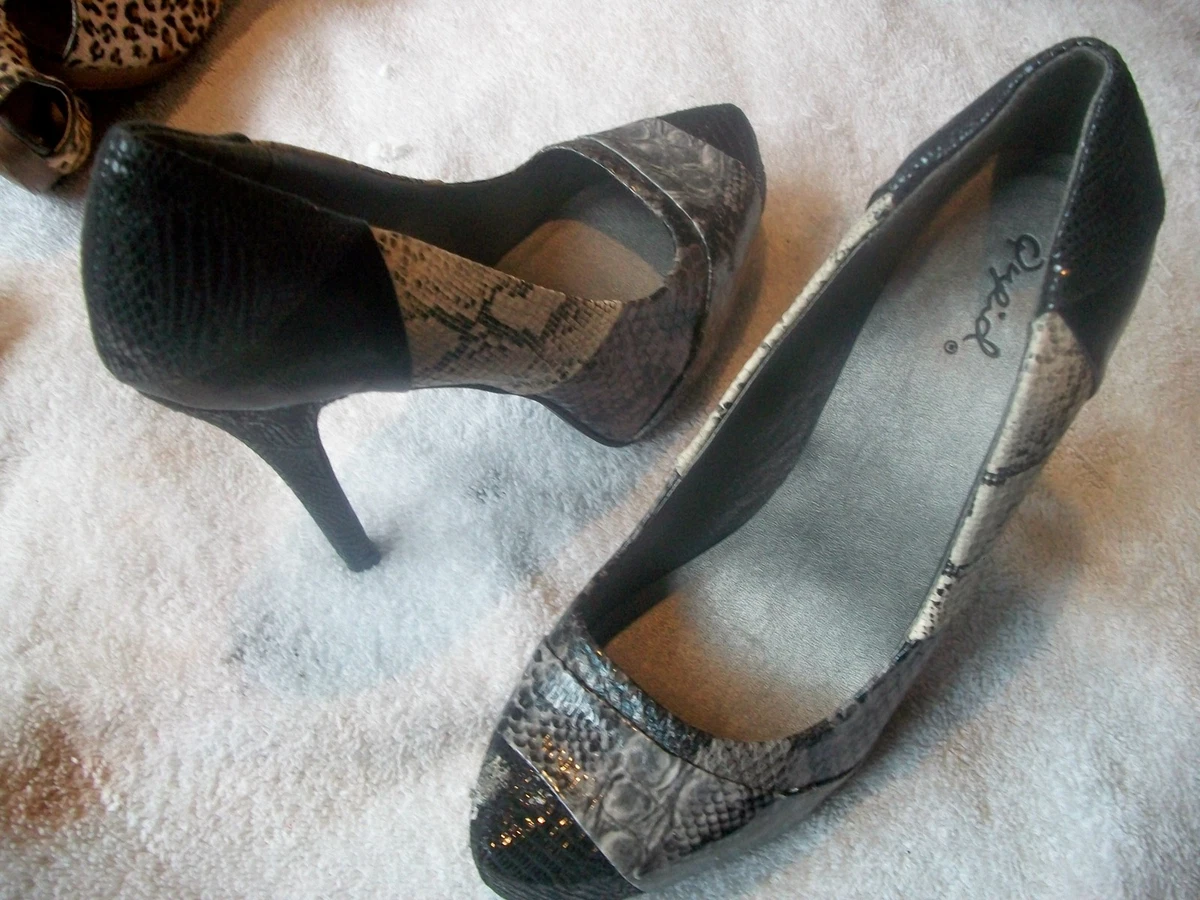 QUPID Sz 8.5B 38.5 Inner Platform Stilleto Faux Snakeskin GRAY BLACK Free Ship