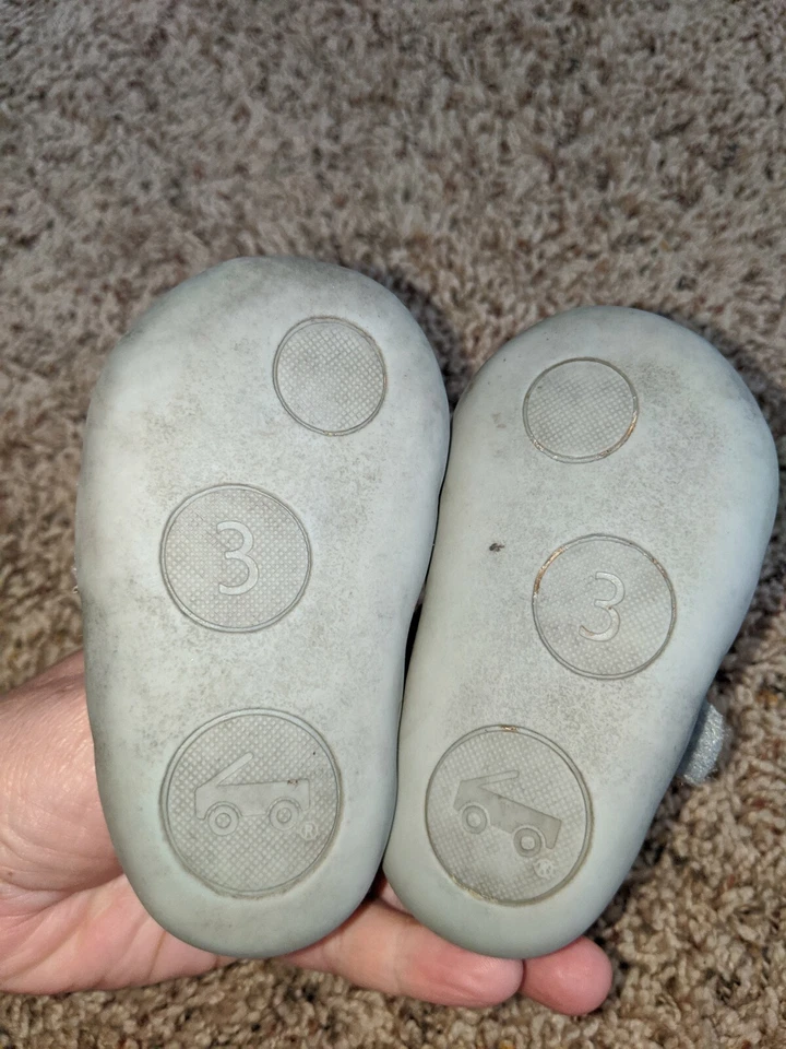 Ver Kai Run niño pequeño talla. 3 Sandalia estilo pescador gris y azul. Adorable Foto 3 de 4