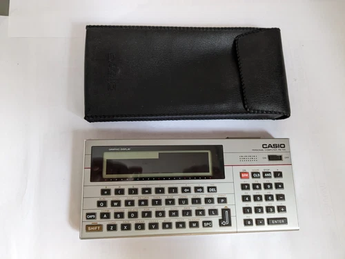 Casio PB 700 l'écran devient noir dès qu'on met des piles vendu en l'état pocket