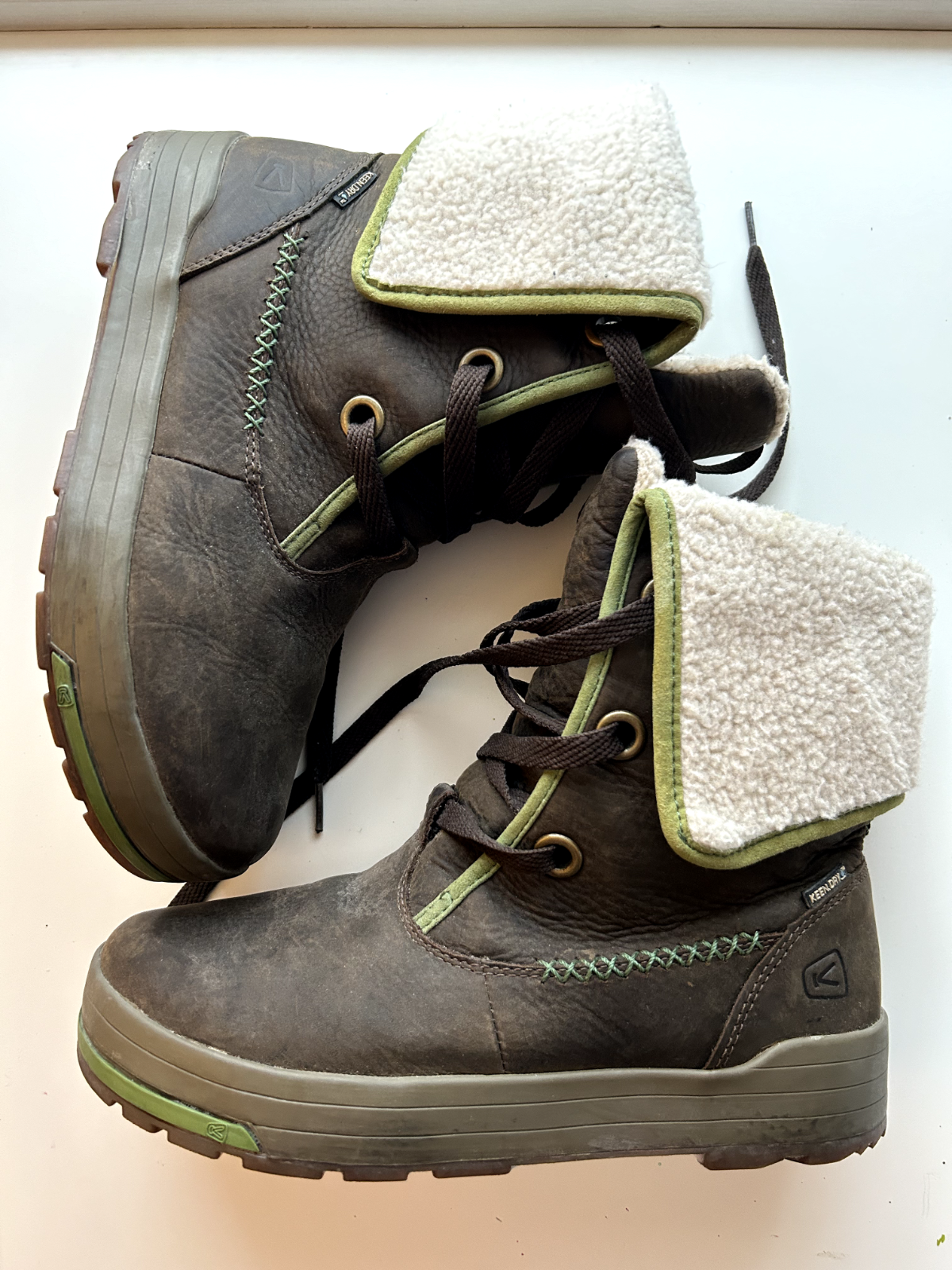 Stivali Keen Dry Snowmass marroni con polsini in shearling 53015 SBEI donna 9 5 marrone verde