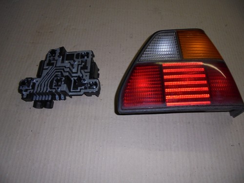 VW Golf 2 - 1x Original Rücklicht rechts von Hella 191945112 + 191945258