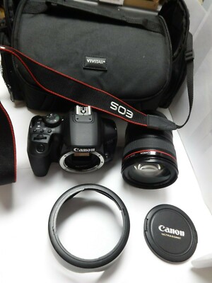 Camera Cannon EOS 850D with Zoom Lens Ultrasonic 24-105mm EF 1:4 L IS USM
