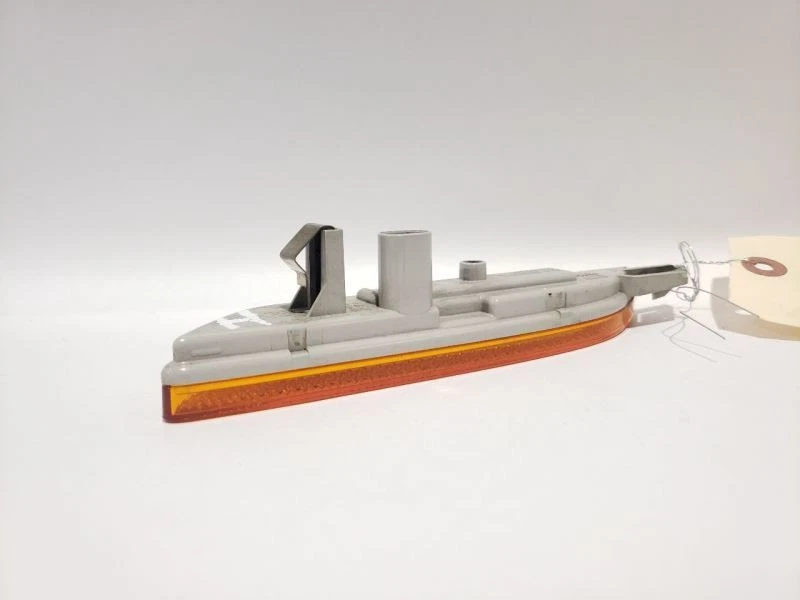 2016 Porsche Cayenne OEM Right Side Marker Fender Mounted 7P5945128 - Image 4 of 4