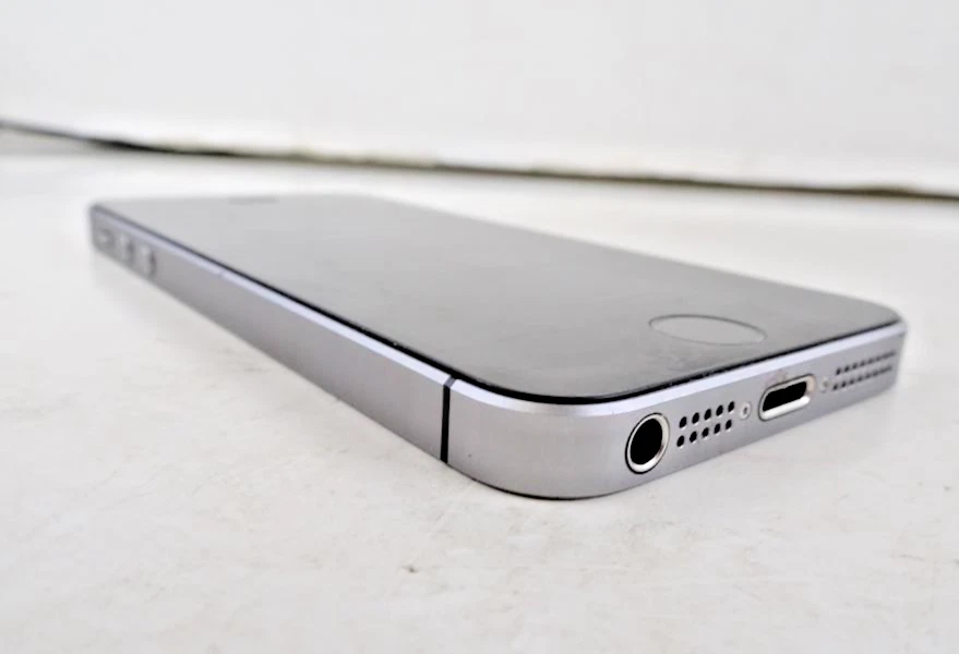 Apple iPhone SE Silver Phones for Sale - Shop New & Used Cell