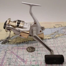 SHIMANO STRADIC 4000FG SPINNING FISHING REEL *SUPER MEDIUM ACTION *HERE'S ONE 4U