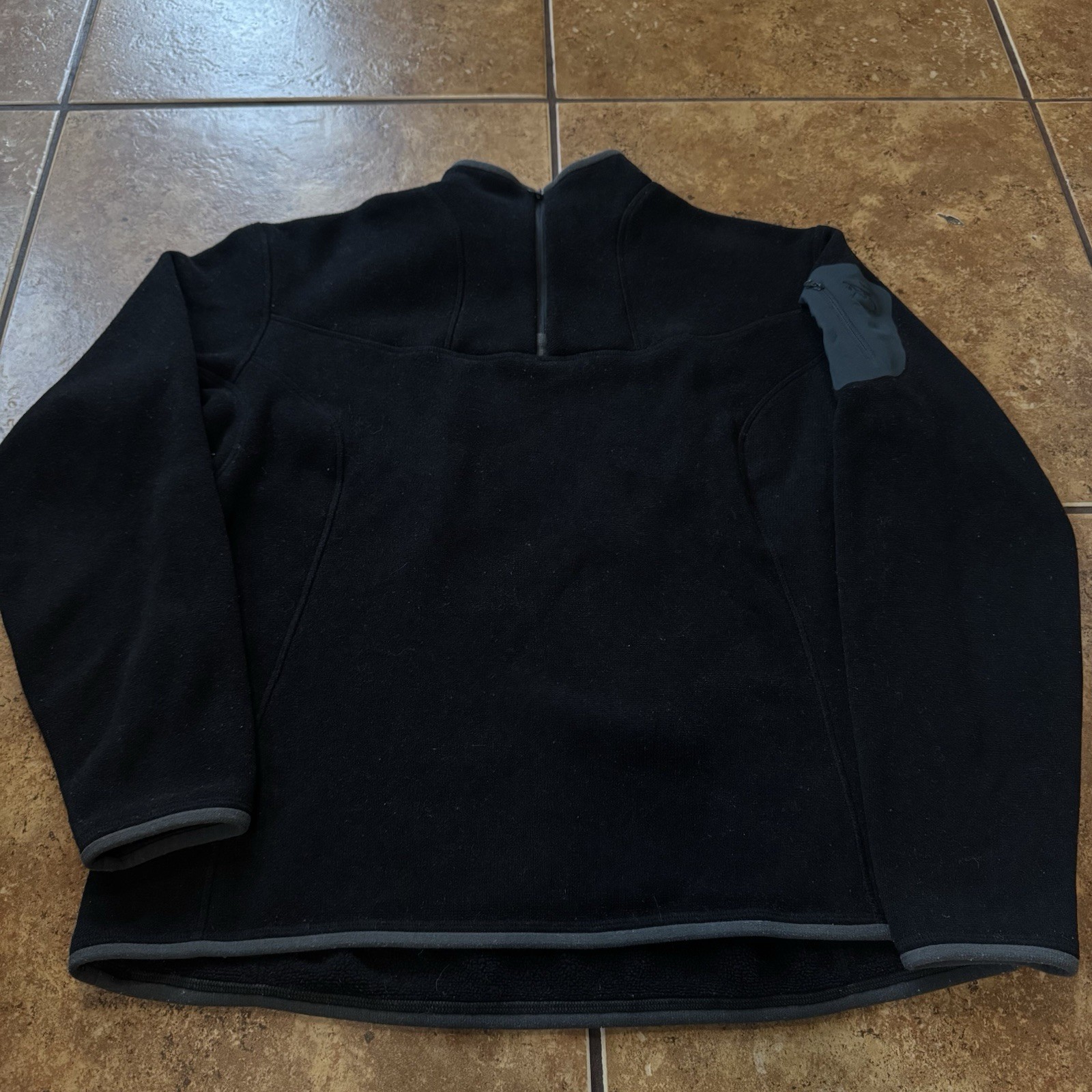 Giacca maglione Arc'Teryx donna pile coperto 1 4 zip taglia XL NERO pullover