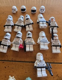 Vintage 2000 Legos Star Wars Mini Figure Collection