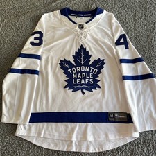 Toronto Maple Leafs Collecting and Fan Guide 22