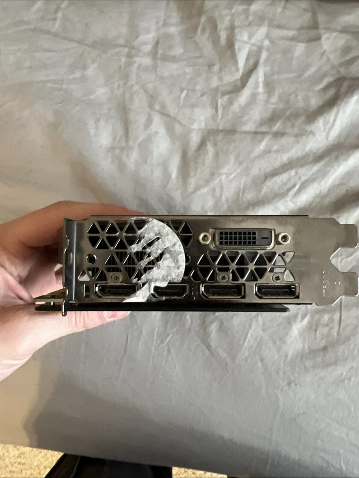 ZOTAC GeForce GTX 1080 TI 11GB Mini Graphics Card Broken - Image 3 of 4