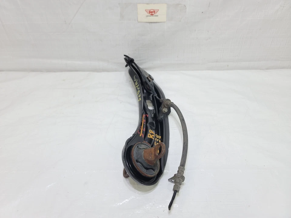 2007-2010 Chrysler Sebring Rear Right Passenger Trailing Control Arm 68275401AC Foto 2 de 4