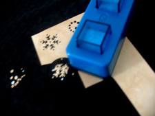 Creative Memories Snow Maker Paper Punch pre-owned