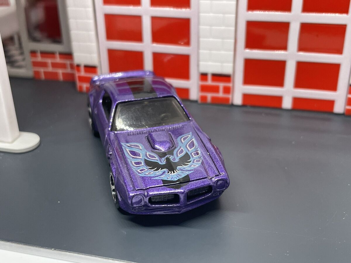 ホットウィール　スーパートレジャーハント  Pontiac Firebird 2024年 '77 PONTIAC FIREBIRD T/A SUPER T-HUNT (ファイアー