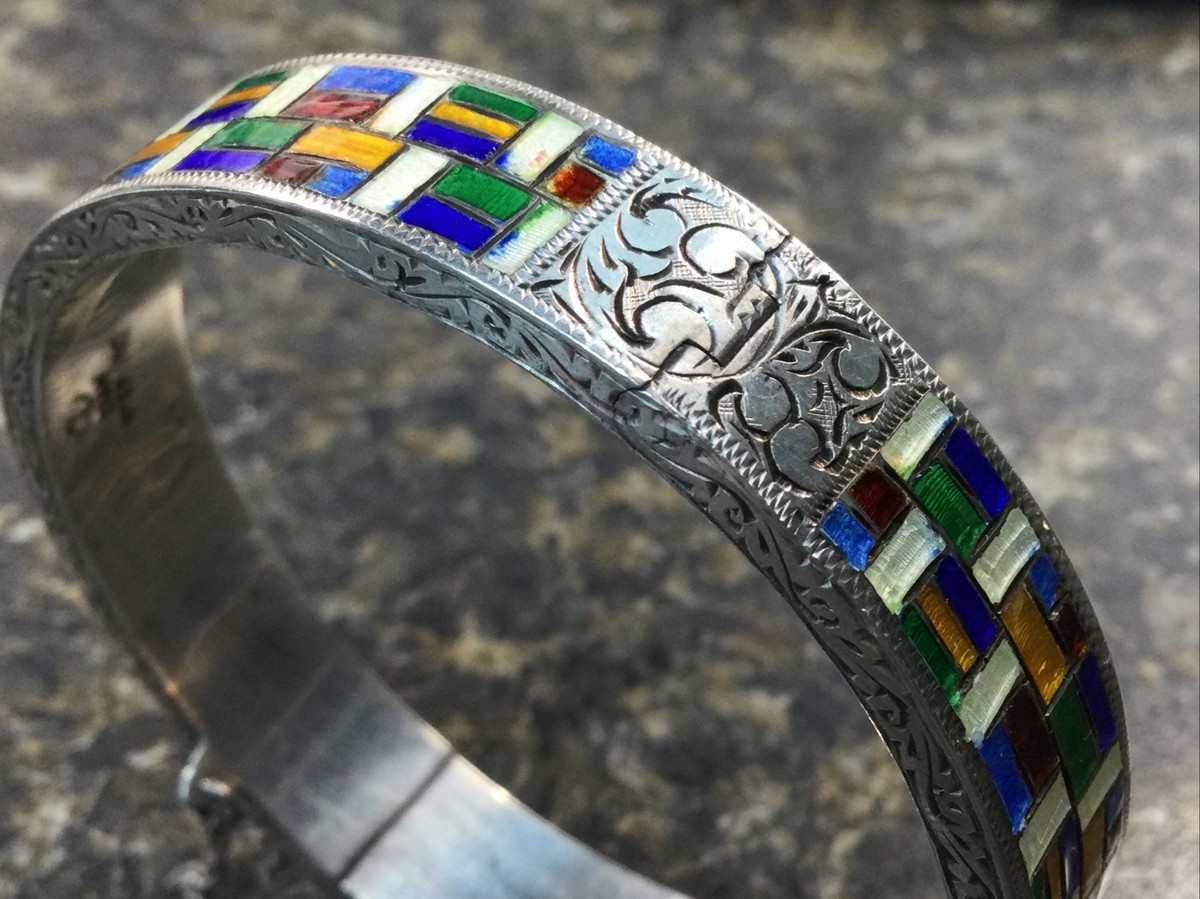 VINTAGE - SIAM - STERLING MULTI COLOR ENAMEL HINGE BRACELET (S474