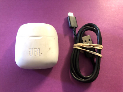 UNTESTED JBL Headphones CASE Tune 225TWS Wireless In Ear