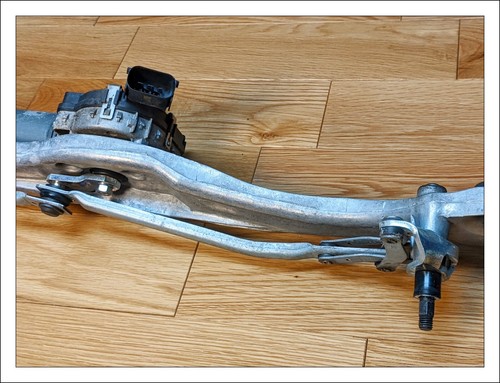 ✅ 06-08 BMW 750I E65 ALPINA WINDSHIELD WIPER TRANSMISSION LINKAGE W MOTOR OEM - Picture 11 of 12