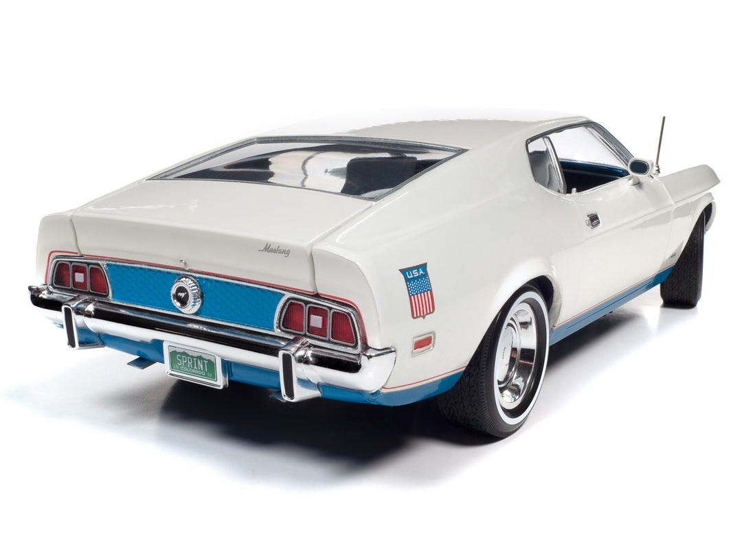 1/18 ロングノーズ マスタング シャーリー マルダウニー 1972 ミニカー
