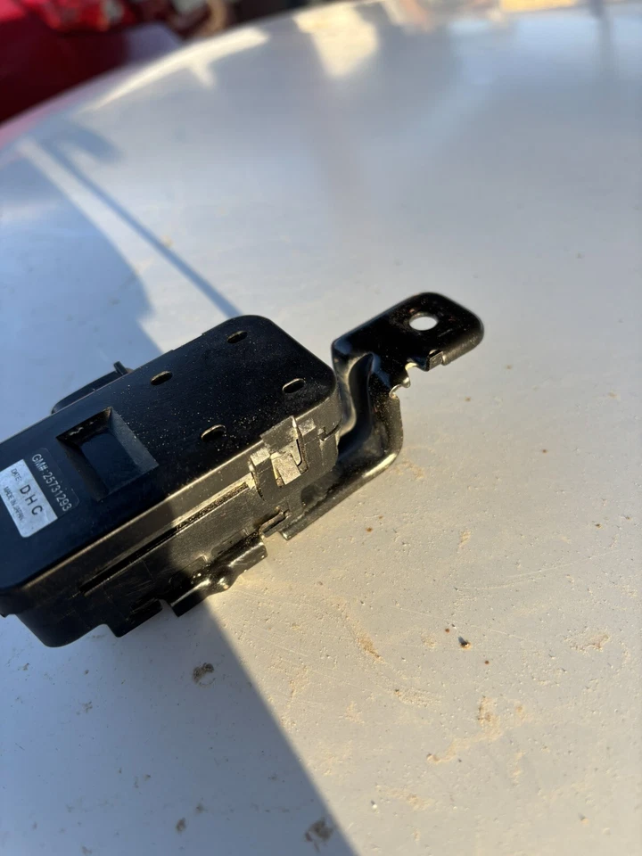 Sensor de temperatura Cadillac STS 2005-2007 R2063 25731293 Foto 4 de 4