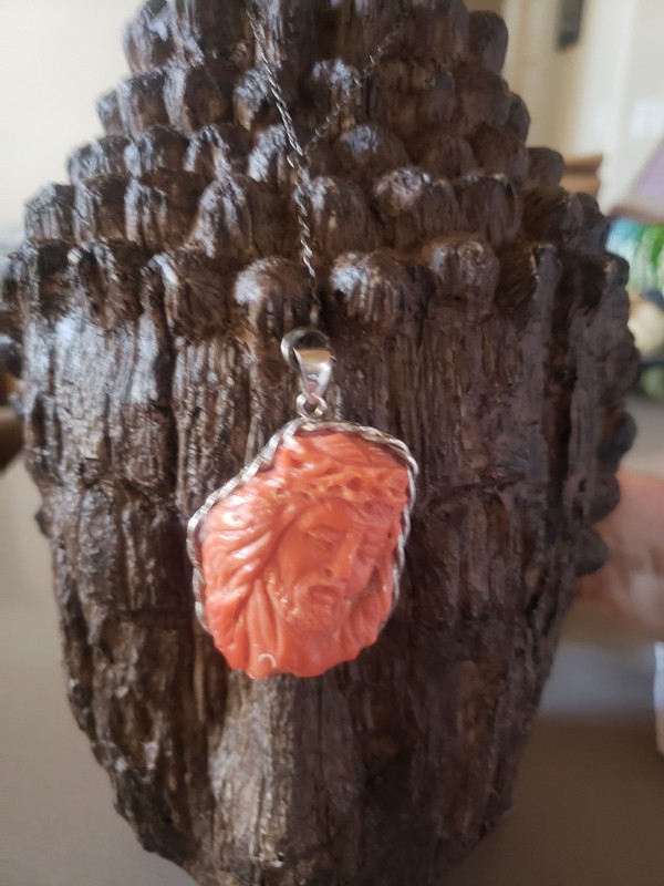 Vintage Jesus Coral pendant Made in Italy