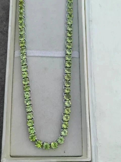16Ct Round Cut Lab Created Peridot Women'sTennis Necklace 14K Wh Gold Plated 18" Foto 3 de 4