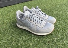 Women’s Nike Internationalist Trainers Suede White Black UK Size 3.5 828407 108
