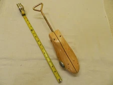 Ralyn/Star Brand Professional Wooden Shoe Stretcher Size #0 Men's 8-1/2 to 10