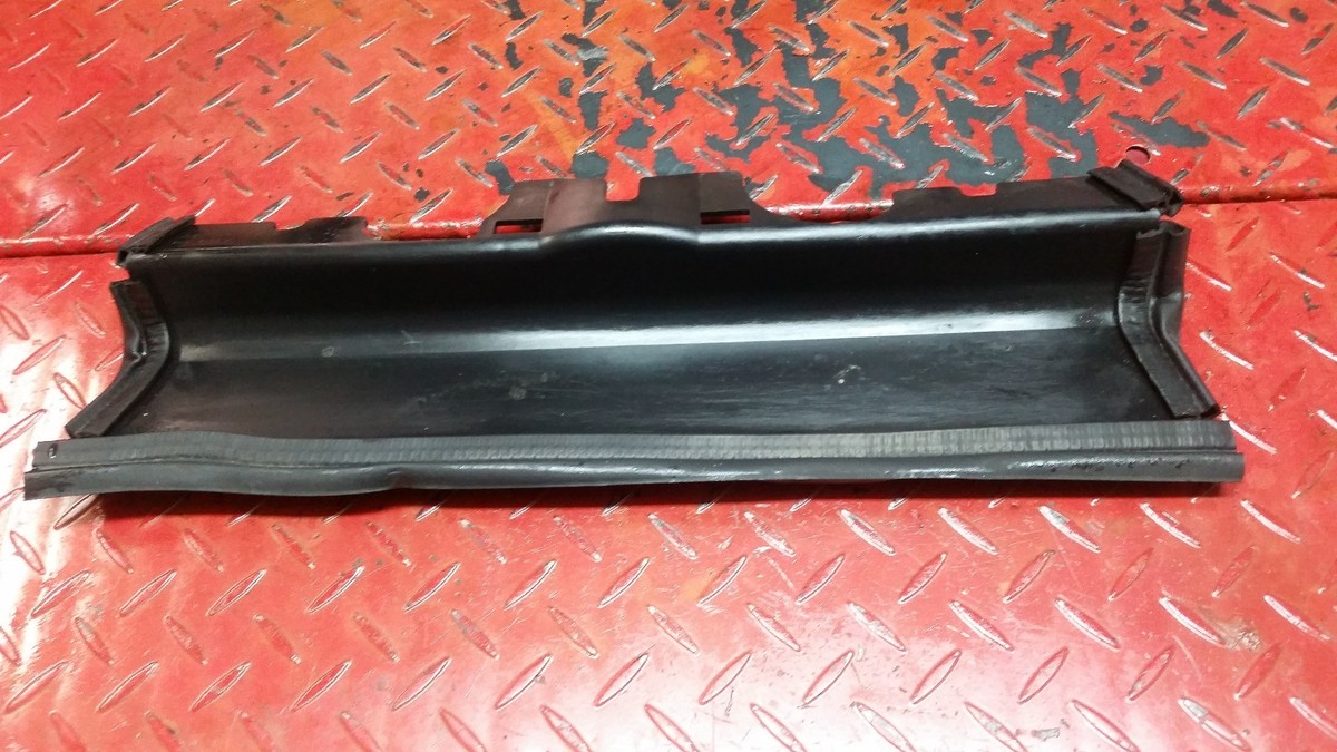 アクセサリー K 95-97 KAWASAKI ZX-11 F1 GPZ 1100 RADIATOR TOP SHROUD COVER