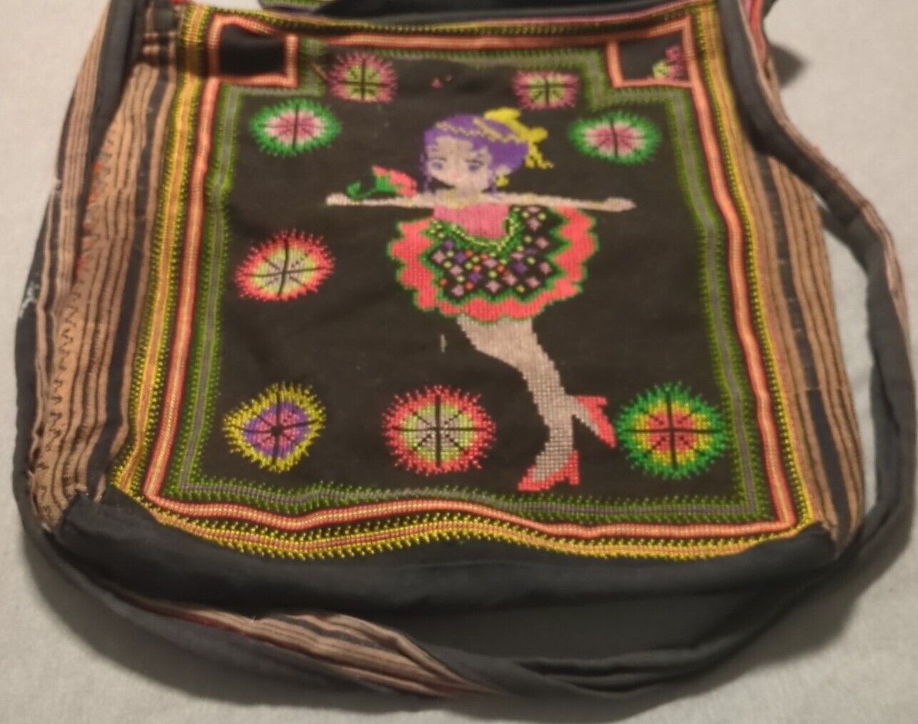 Picture 3 of 8