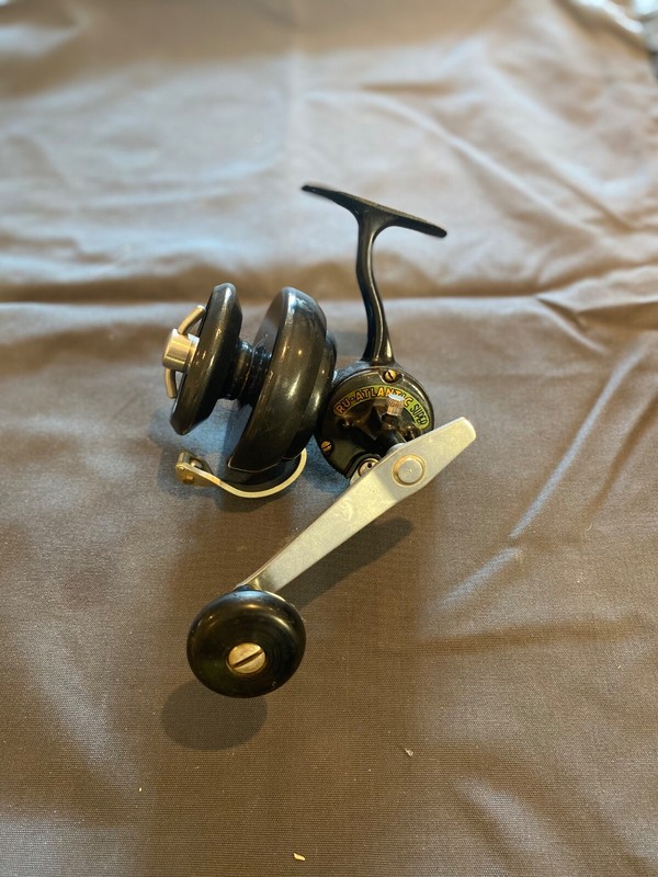 ANCIEN MOULINET BRETTON Vert Clair EUR 20,00 - FR
