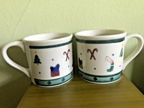 2 Vtg HARTSTONE POTTERY USA Christmas Coffee Mugs 12 oz Tree Gift Candy Cane