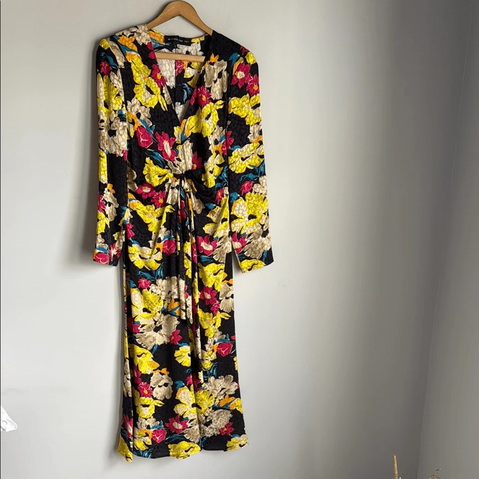 Vestido midi de seda floral Etro Foto 2 de 4