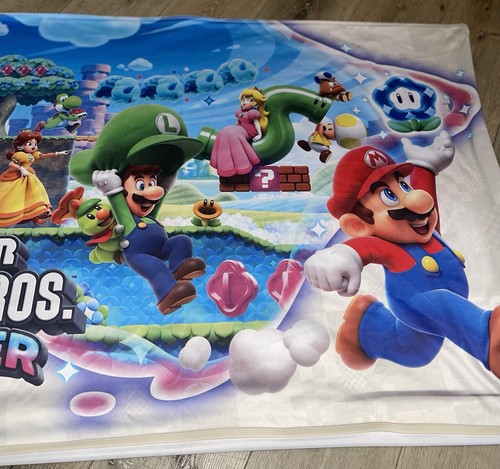 Poster promozionale Gamestop Nintendo Super Mario Bros Wonder GRANDE in tessuto RARO - Foto 4 di 5