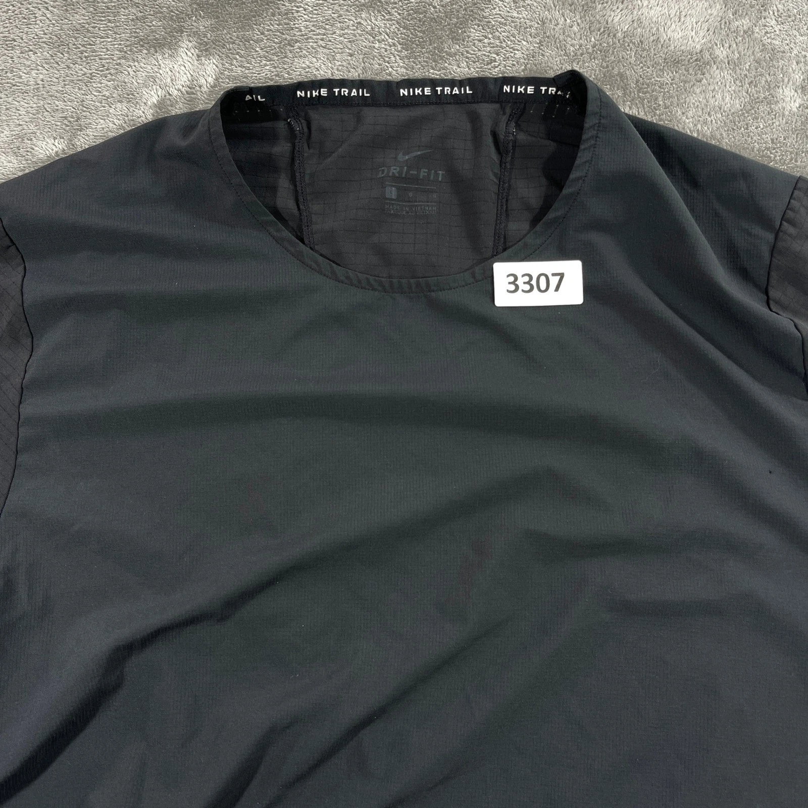 Nike Trail Shirt Mens Large Black Dri-FIT Short Sleeve Running Top 3307
Opens in a new window or tab