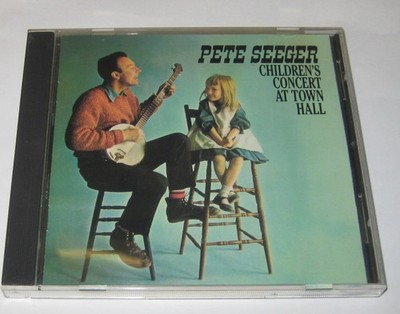 PETE SEEGER. CHILDREN'S CONCERT AT TOWN HALL. CD ALBUM.