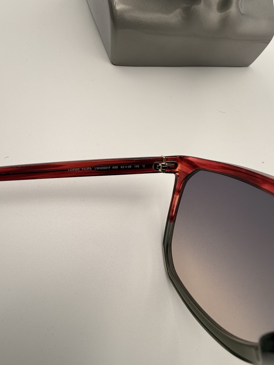 Loewe LW40001F 68B Filipa Square Sunglasses – Red Grey\\Gradient Grey Loewe LW40001F 68B Filipa Sunglasses Red/Grey Square Frame main image 2
