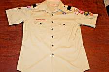 Boy Scouts of America BSA Men's Shirt Tan Large Sewn Patches Short Sleeve