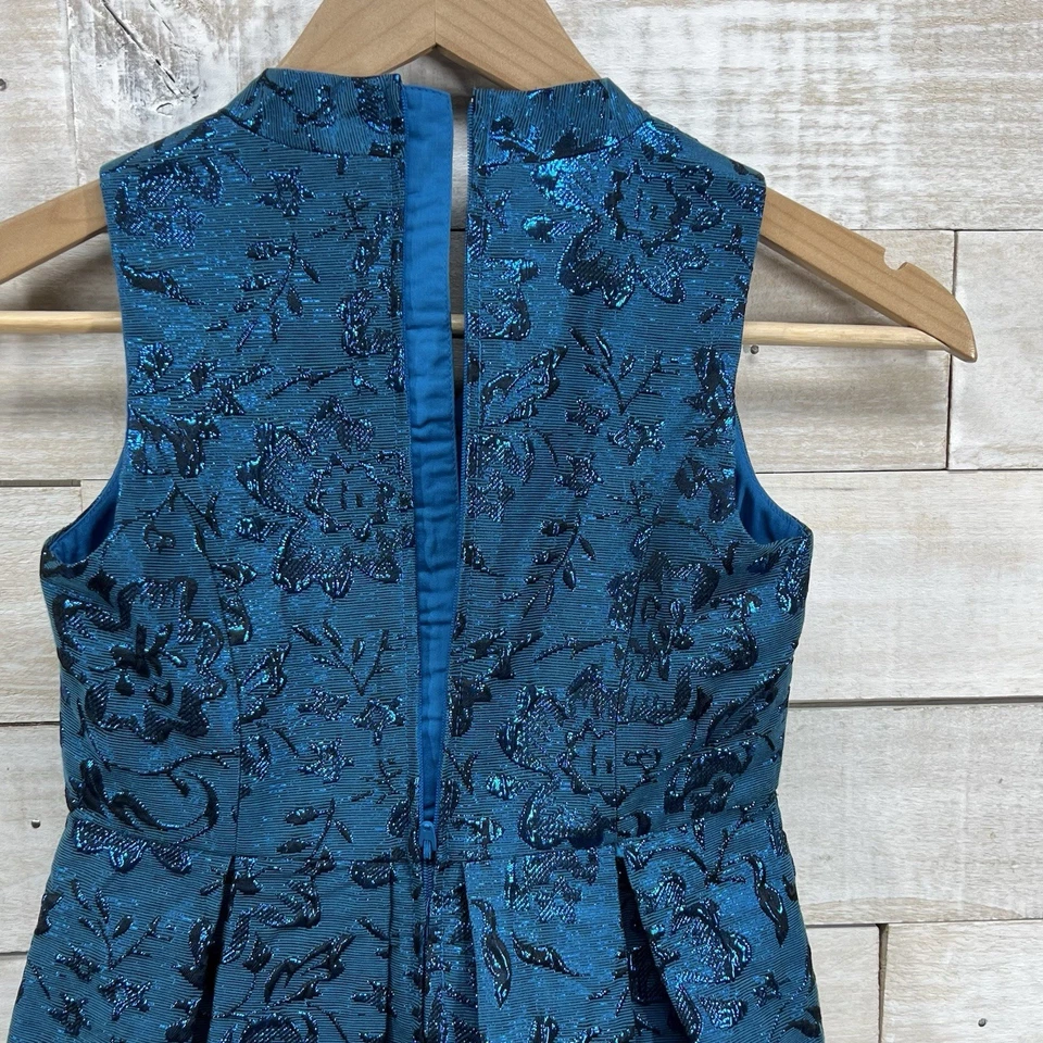 Vestido Formal Lilly Pulitzer Niñas 7 Azul Floral Texturizado Brillo Sin Mangas Foto 4 de 4