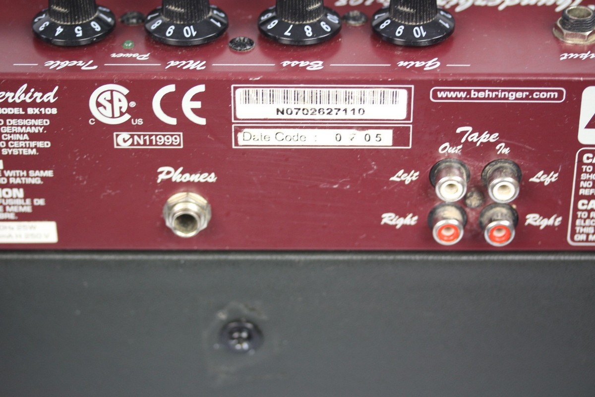 BEHRINGER BX108 THUNDERBIRD VINTAGE STYLE 15W BASS AMPLIFIER
