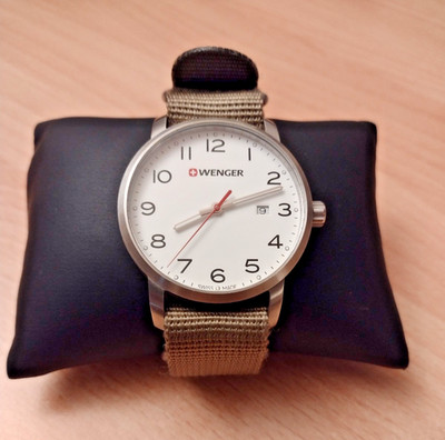 Wenger Avenue Quarz -Ronda Kaliber - sehr schöner Zustand - 42mm -neue Batterie!