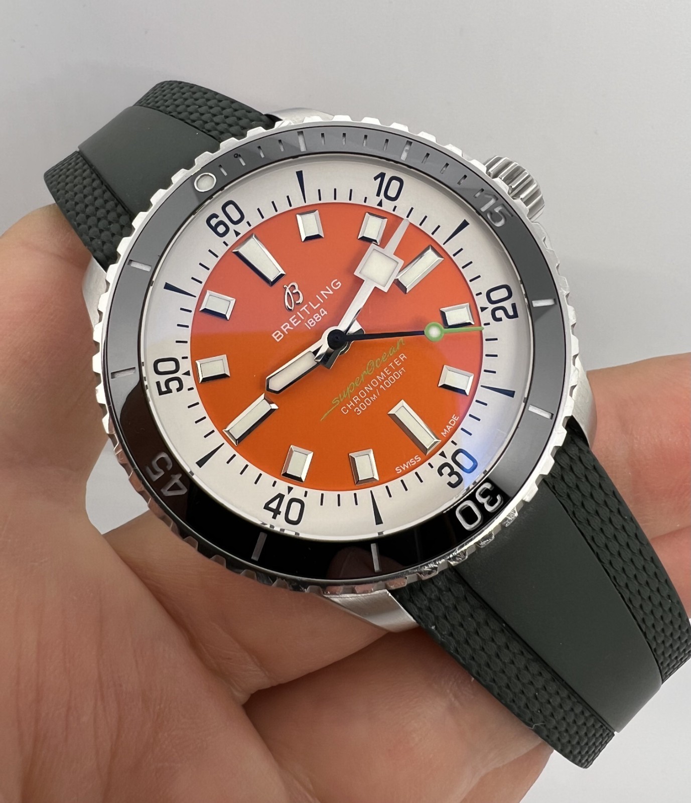 Breitling Super Ocean Diver 300m Ref A17375 Limited Kelly Slater Mens Watch