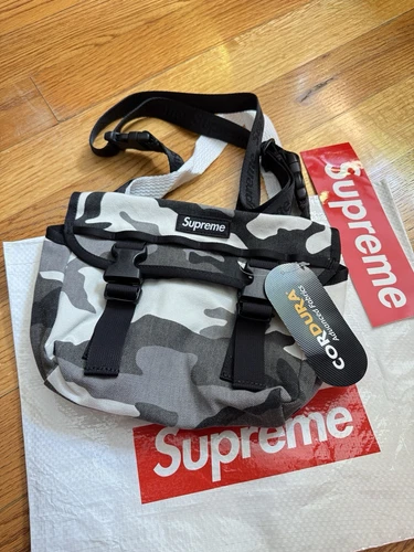 Mini sac messager Supreme camouflage neige
