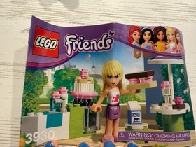 LEGO Friends: Stephanie's Outdoor Bakery (3930)
